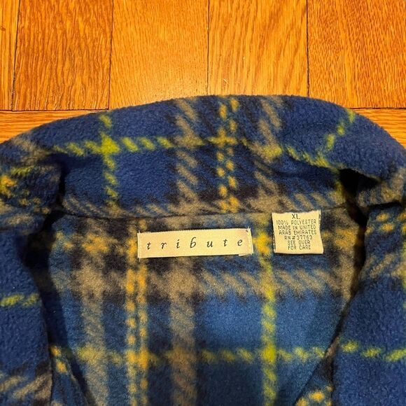 Vintage Aztec all over print fleece - Picture 2 of 4